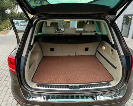 Коричневий Фольксваген Туарег, об'ємом двигуна 2.97 л та пробігом 368 тис. км за 15500 $, фото 29 на Automoto.ua