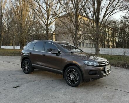Коричневый Фольксваген Туарег, объемом двигателя 3 л и пробегом 250 тыс. км за 15300 $, фото 2 на Automoto.ua