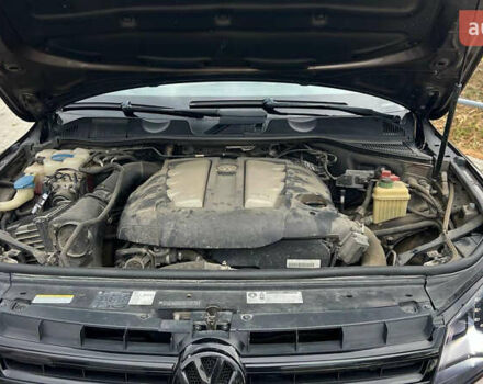 Коричневий Фольксваген Туарег, об'ємом двигуна 2.97 л та пробігом 368 тис. км за 15500 $, фото 36 на Automoto.ua