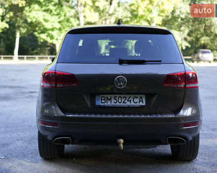 Коричневый Фольксваген Туарег, объемом двигателя 2.97 л и пробегом 304 тыс. км за 17449 $, фото 3 на Automoto.ua