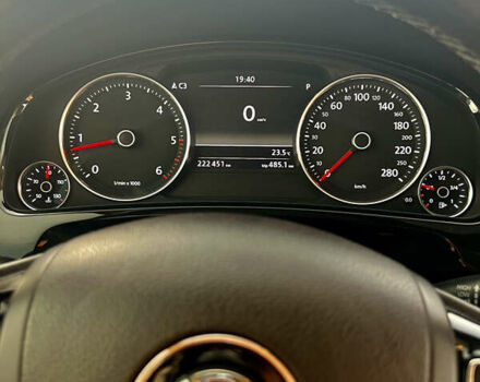 Коричневий Фольксваген Туарег, об'ємом двигуна 3 л та пробігом 222 тис. км за 17900 $, фото 30 на Automoto.ua