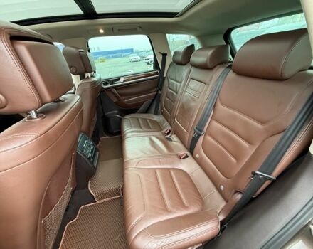 Коричневый Фольксваген Туарег, объемом двигателя 3 л и пробегом 213 тыс. км за 18000 $, фото 18 на Automoto.ua