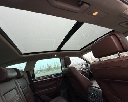 Коричневый Фольксваген Туарег, объемом двигателя 3 л и пробегом 213 тыс. км за 18000 $, фото 19 на Automoto.ua