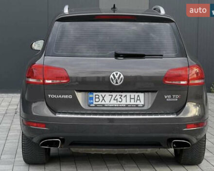 Коричневий Фольксваген Туарег, об'ємом двигуна 2.97 л та пробігом 272 тис. км за 17000 $, фото 4 на Automoto.ua