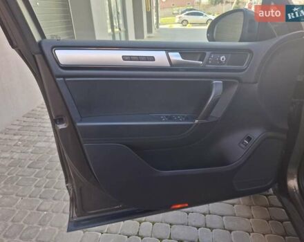 Коричневый Фольксваген Туарег, объемом двигателя 2.97 л и пробегом 295 тыс. км за 21499 $, фото 29 на Automoto.ua