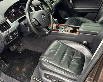 Коричневый Фольксваген Туарег, объемом двигателя 3 л и пробегом 204 тыс. км за 17400 $, фото 8 на Automoto.ua