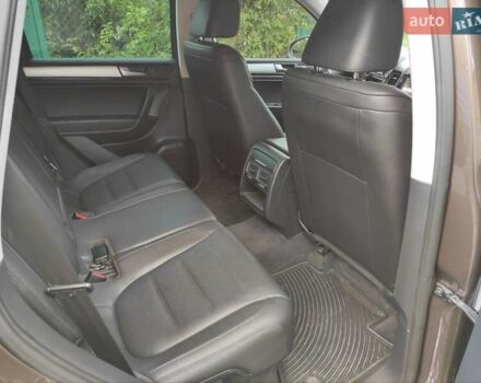 Коричневый Фольксваген Туарег, объемом двигателя 2.97 л и пробегом 211 тыс. км за 16500 $, фото 31 на Automoto.ua