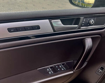 Коричневий Фольксваген Туарег, об'ємом двигуна 3 л та пробігом 222 тис. км за 17900 $, фото 19 на Automoto.ua