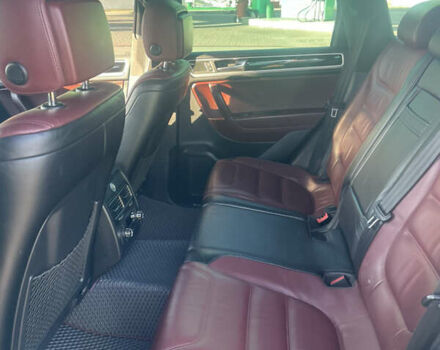 Коричневий Фольксваген Туарег, об'ємом двигуна 4.2 л та пробігом 313 тис. км за 21000 $, фото 6 на Automoto.ua