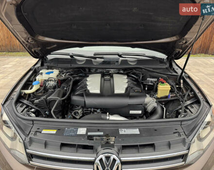 Коричневый Фольксваген Туарег, объемом двигателя 2.97 л и пробегом 221 тыс. км за 19900 $, фото 76 на Automoto.ua