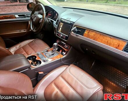 Коричневий Фольксваген Туарег, об'ємом двигуна 3 л та пробігом 152 тис. км за 24000 $, фото 11 на Automoto.ua