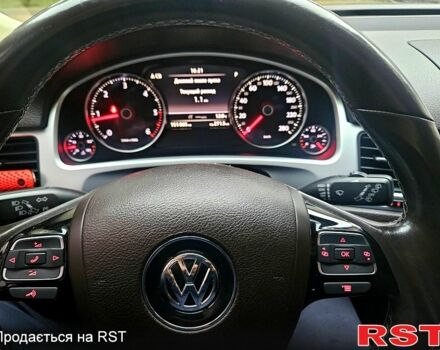 Коричневий Фольксваген Туарег, об'ємом двигуна 3 л та пробігом 152 тис. км за 24000 $, фото 9 на Automoto.ua