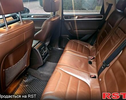Коричневий Фольксваген Туарег, об'ємом двигуна 3 л та пробігом 152 тис. км за 24000 $, фото 12 на Automoto.ua