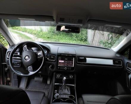 Коричневый Фольксваген Туарег, объемом двигателя 2.97 л и пробегом 211 тыс. км за 16500 $, фото 27 на Automoto.ua