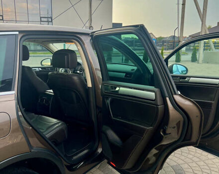 Коричневий Фольксваген Туарег, об'ємом двигуна 3 л та пробігом 222 тис. км за 17900 $, фото 15 на Automoto.ua