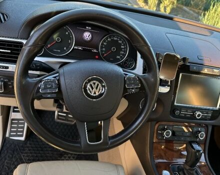 Коричневий Фольксваген Туарег, об'ємом двигуна 3 л та пробігом 278 тис. км за 18000 $, фото 3 на Automoto.ua