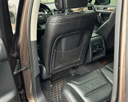 Коричневый Фольксваген Туарег, объемом двигателя 3 л и пробегом 204 тыс. км за 17400 $, фото 12 на Automoto.ua