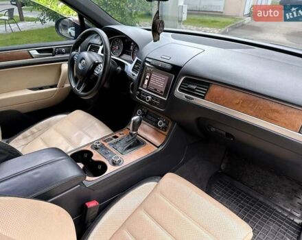 Коричневый Фольксваген Туарег, объемом двигателя 4.13 л и пробегом 294 тыс. км за 16999 $, фото 19 на Automoto.ua