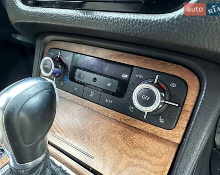 Коричневый Фольксваген Туарег, объемом двигателя 4.13 л и пробегом 294 тыс. км за 16999 $, фото 21 на Automoto.ua