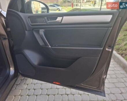 Коричневый Фольксваген Туарег, объемом двигателя 2.97 л и пробегом 295 тыс. км за 21499 $, фото 46 на Automoto.ua