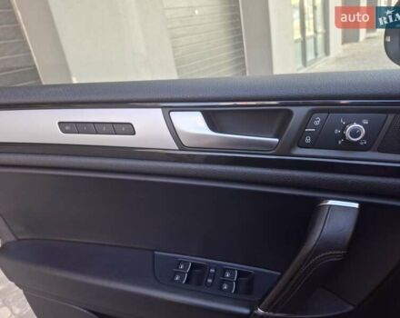 Коричневый Фольксваген Туарег, объемом двигателя 2.97 л и пробегом 295 тыс. км за 21499 $, фото 30 на Automoto.ua