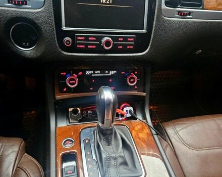 Коричневий Фольксваген Туарег, об'ємом двигуна 3 л та пробігом 152 тис. км за 24000 $, фото 8 на Automoto.ua