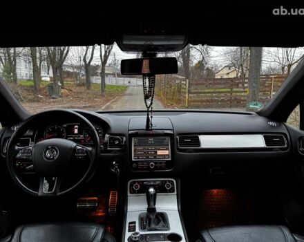 Коричневий Фольксваген Туарег, об'ємом двигуна 3 л та пробігом 296 тис. км за 19390 $, фото 27 на Automoto.ua