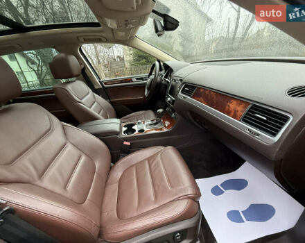 Коричневый Фольксваген Туарег, объемом двигателя 3 л и пробегом 225 тыс. км за 17999 $, фото 39 на Automoto.ua