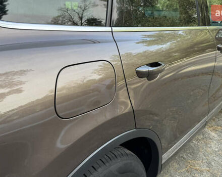 Коричневый Фольксваген Туарег, объемом двигателя 3 л и пробегом 230 тыс. км за 19200 $, фото 6 на Automoto.ua