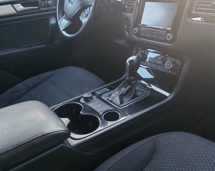 Коричневий Фольксваген Туарег, об'ємом двигуна 3 л та пробігом 319 тис. км за 14900 $, фото 16 на Automoto.ua