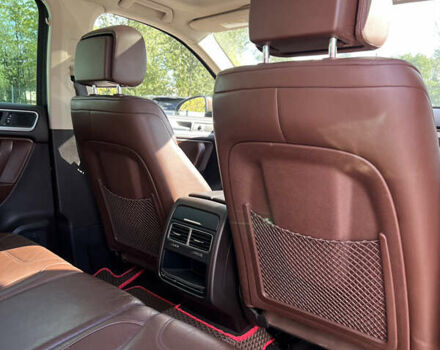 Коричневий Фольксваген Туарег, об'ємом двигуна 3 л та пробігом 251 тис. км за 20900 $, фото 18 на Automoto.ua