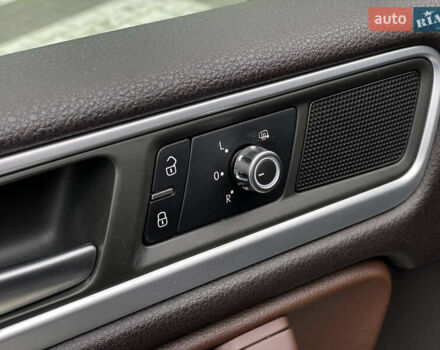 Коричневый Фольксваген Туарег, объемом двигателя 3.6 л и пробегом 206 тыс. км за 18200 $, фото 25 на Automoto.ua