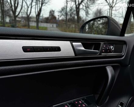 Коричневий Фольксваген Туарег, об'ємом двигуна 3 л та пробігом 296 тис. км за 19390 $, фото 11 на Automoto.ua