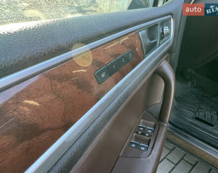 Коричневий Фольксваген Туарег, об'ємом двигуна 3 л та пробігом 245 тис. км за 17999 $, фото 39 на Automoto.ua