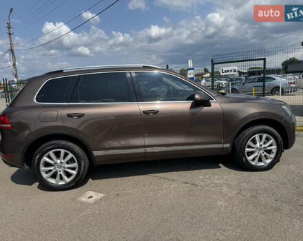 Коричневый Фольксваген Туарег, объемом двигателя 2.97 л и пробегом 214 тыс. км за 17490 $, фото 6 на Automoto.ua