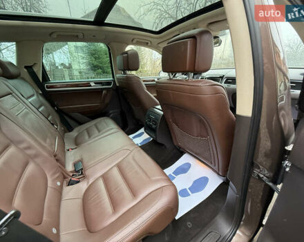 Коричневый Фольксваген Туарег, объемом двигателя 3 л и пробегом 225 тыс. км за 17999 $, фото 46 на Automoto.ua