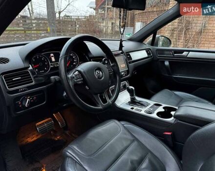 Коричневий Фольксваген Туарег, об'ємом двигуна 3 л та пробігом 296 тис. км за 19390 $, фото 12 на Automoto.ua