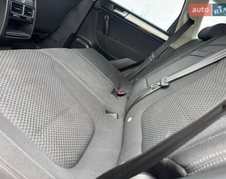 Коричневий Фольксваген Туарег, об'ємом двигуна 0 л та пробігом 199 тис. км за 15999 $, фото 36 на Automoto.ua