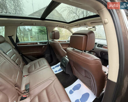 Коричневый Фольксваген Туарег, объемом двигателя 3 л и пробегом 225 тыс. км за 17999 $, фото 51 на Automoto.ua