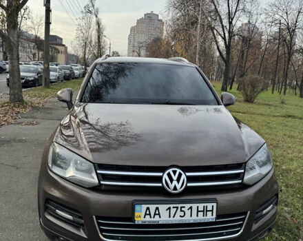 Коричневий Фольксваген Туарег, об'ємом двигуна 3 л та пробігом 550 тис. км за 14100 $, фото 1 на Automoto.ua