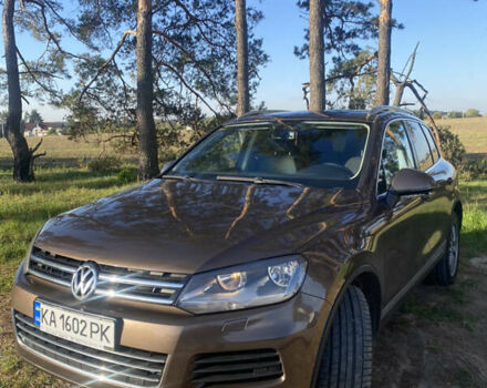 Коричневый Фольксваген Туарег, объемом двигателя 2.97 л и пробегом 174 тыс. км за 18500 $, фото 2 на Automoto.ua