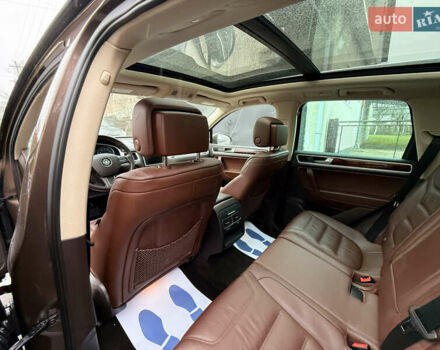 Коричневый Фольксваген Туарег, объемом двигателя 3 л и пробегом 225 тыс. км за 17999 $, фото 29 на Automoto.ua