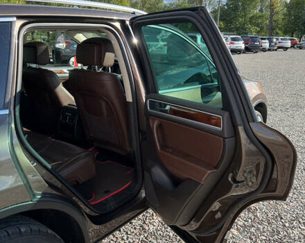 Коричневий Фольксваген Туарег, об'ємом двигуна 3 л та пробігом 251 тис. км за 20900 $, фото 17 на Automoto.ua