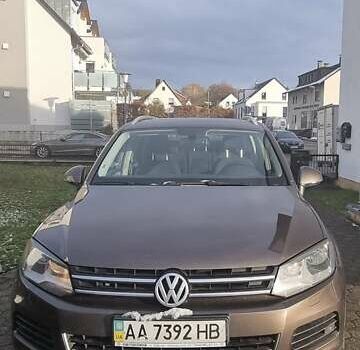 Коричневий Фольксваген Туарег, об'ємом двигуна 3 л та пробігом 319 тис. км за 14900 $, фото 6 на Automoto.ua