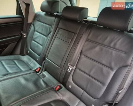 Коричневый Фольксваген Туарег, объемом двигателя 2.97 л и пробегом 340 тыс. км за 17950 $, фото 14 на Automoto.ua