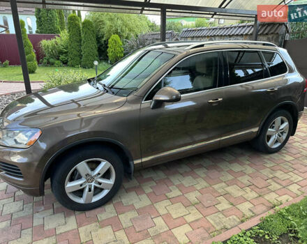 Коричневий Фольксваген Туарег, об'ємом двигуна 3 л та пробігом 280 тис. км за 16500 $, фото 3 на Automoto.ua