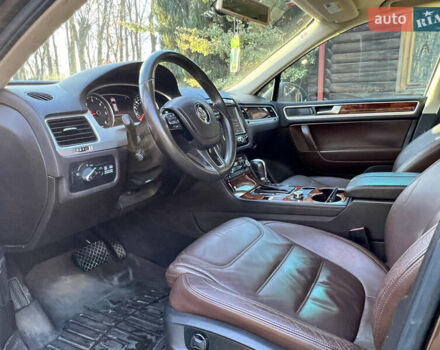 Коричневий Фольксваген Туарег, об'ємом двигуна 3 л та пробігом 245 тис. км за 17999 $, фото 34 на Automoto.ua