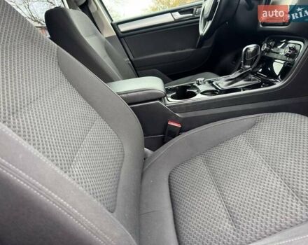 Коричневий Фольксваген Туарег, об'ємом двигуна 0 л та пробігом 199 тис. км за 15999 $, фото 34 на Automoto.ua