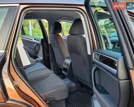 Коричневий Фольксваген Туарег, об'ємом двигуна 2.97 л та пробігом 130 тис. км за 22300 $, фото 38 на Automoto.ua