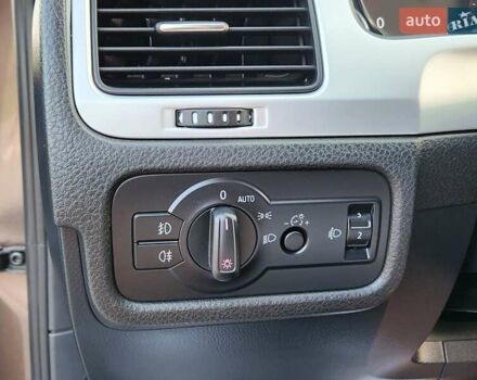 Коричневий Фольксваген Туарег, об'ємом двигуна 2.97 л та пробігом 130 тис. км за 22300 $, фото 31 на Automoto.ua